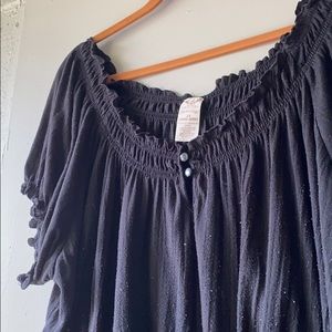 Solid Black Faded Glory Blouse w/Elastic hems